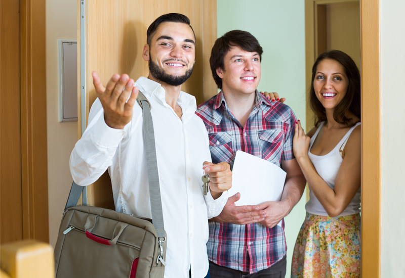 This image icon is used for Colores Del Sol Apartment Homes refer a friend link button